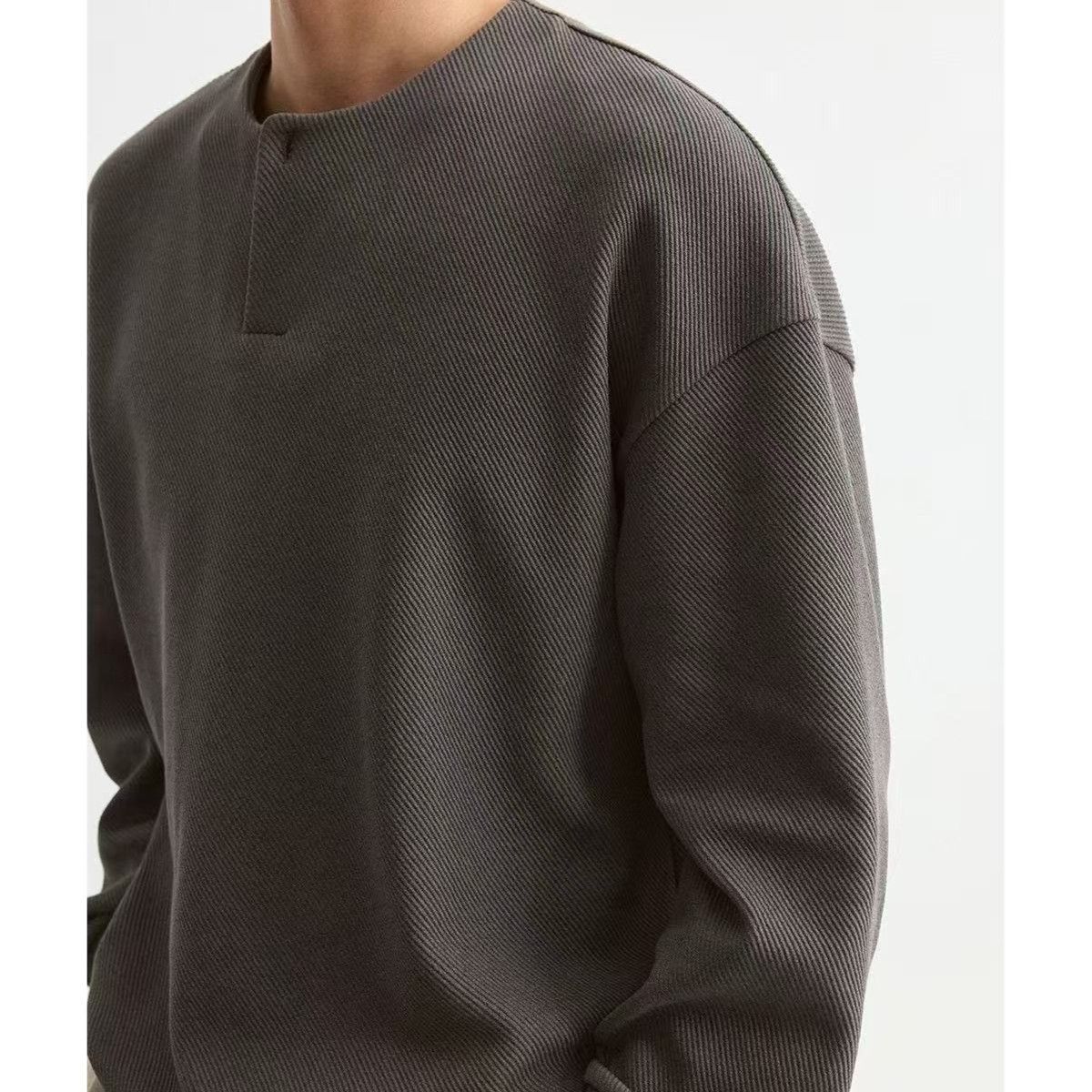 Men's Plus-Size Lightweight Crew-Neck Sweatshirt
