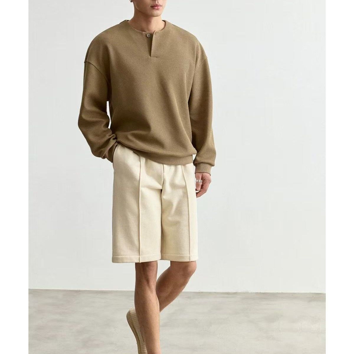 Men's Plus-Size Lightweight Crew-Neck Sweatshirt