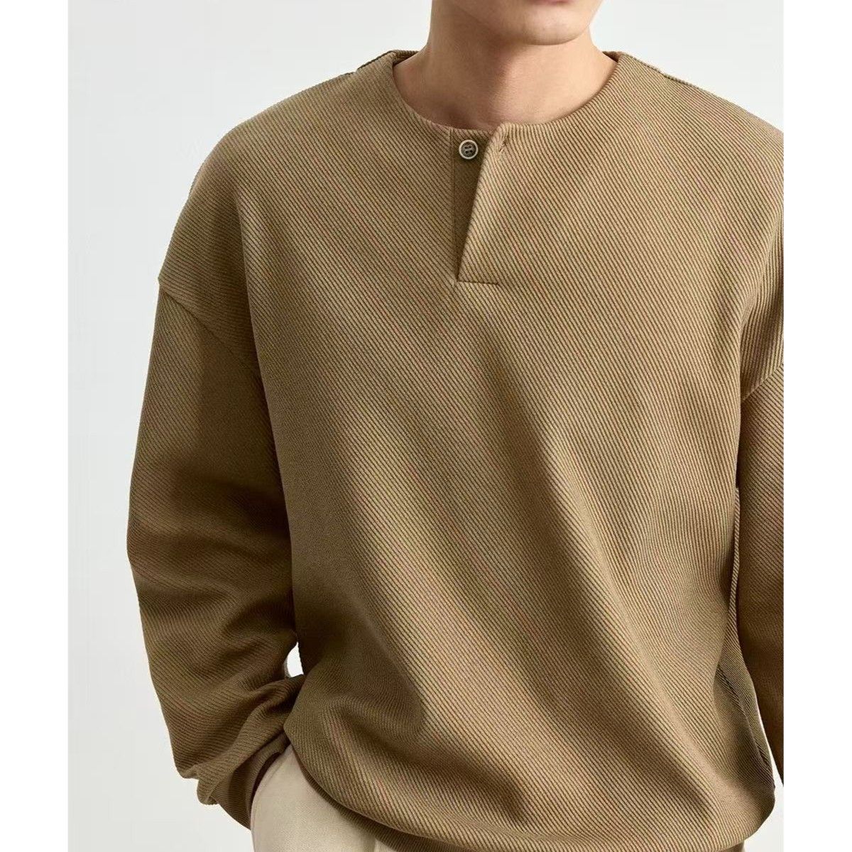 Men's Plus-Size Lightweight Crew-Neck Sweatshirt