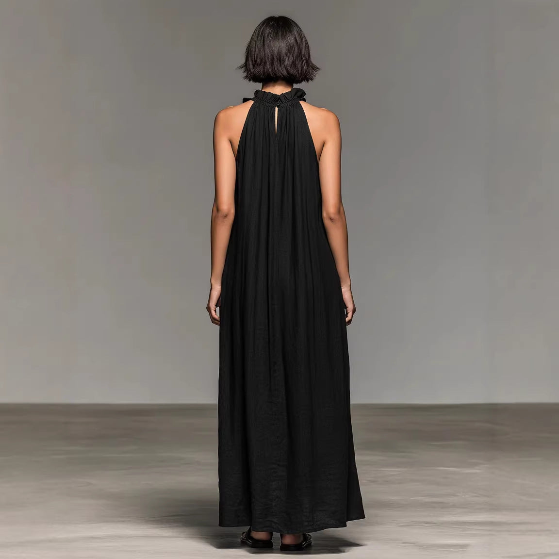 Resort Style Ruffled Halter Neck Sleeveless Maxi Dress - Loose Fit Flattering Flowy Skirt For Party Evening Gown